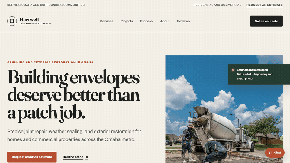 Animated demonstration of a contractor website scroll and chat inquiry